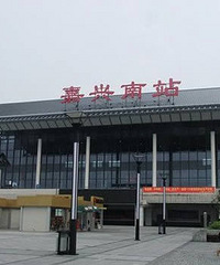 Ů������·�м䷢���� �����⳵��ѹ��������