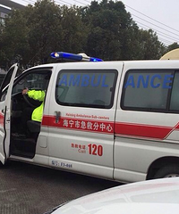 һ����˳���һ��ĸ��ײ����