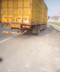 �������׷β�������ͷ���������أ�С������Ŀȫ��