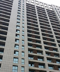 ����һ���ӴӾƵ��¥�������� ������Ѫ��