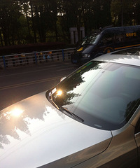 ����ͷ���ϡ�Խ����·��ѧԺ���������ږ�Υ��ͣ��