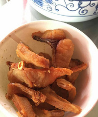 这家爆鱼店现杀现爆 据说举报油不换还有一万元