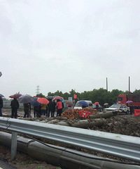 �κ��������򱱣��Ѿ���ȫ������