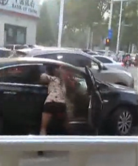 ͩ��Ů�ӱ���С�� �Ϲ�Ϊ����С������ԭ�䣿