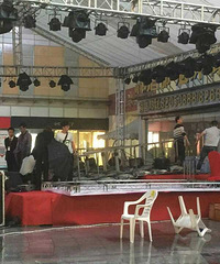 ��Ժ�������̨ͻȻ���� ���ֱ����˵ò���