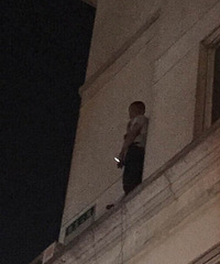 ƽ��������Ϊ�ӱܾ�������Ȼ���ݶ�����¥