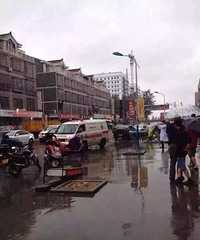 �������һ����¥�¼�����˵�Ǹ�Ů���ܵ��µ�