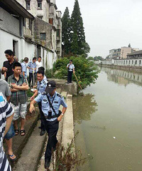 ������ͼ����Է���ź��ڣ�����һ�߸�ʬ����ͼ��