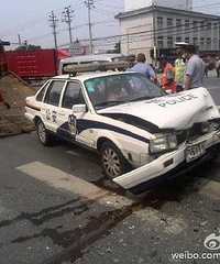 ���˷���һ�𾯳�����׷β�¹� ��ͷ������أ�ͼ��