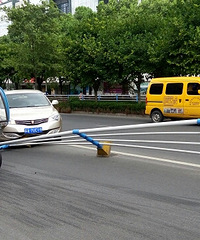 ������·��·����һ���ѷ�����ײ��һƬ ϣ����û��