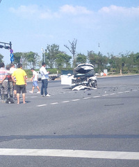 ���ѱ��ϣ���ˮ·�纣�Ÿ���������ײ ������ϳ�