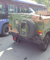 ������ɽ��·�ĵ���ʿ��ƨ�ɣ���˧����