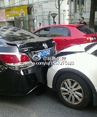 ���ˣ��鲨·����Է��������һ������׷β�¹�