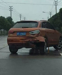 ���������ۺͰµ���ײ  �����ĸ���������