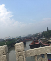 �������˺Ӷ��ˣ��������·�³��������ˮ·�´��𣿣�