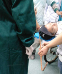 �����������ڳ縣һ���ظɻ�ʱ ����������ĸֽ�̴�����