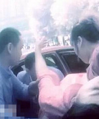 �ֶ������ﱻ�Ӱ�������˽�ס���������ŵػ��ԡ�������