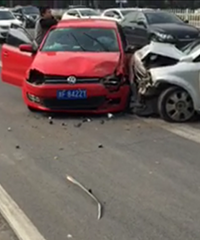 �л���· ������ײ �òҺò�