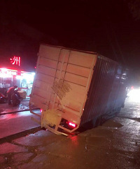 �������������޳����ſڣ�·�������˻�����