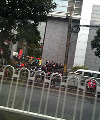 �÷�񰡣�·����������Ȼ�Ŷ��ŵ����ε���