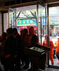 ����λ�ϰ����ޣ����˻�����ϰ�����160��������������ҹ��