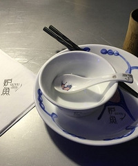 "八佰伴+鲈鱼"
