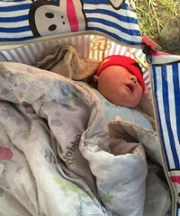 �������ž�����Ӥ  ���ӵĸ�ĸ����ȥ���ˣ�