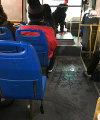 ���˵�90·������©ˮ����