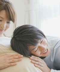 结婚两年老婆不肯生孩子 婆婆:不生孩子就离婚!