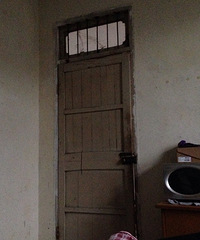 "看到有些帖子再说 大概意思是 乡下自建房"