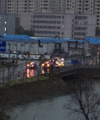 �����Է����ʮ��·��������ײ��