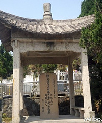 ������ʫ����־Ħ����֮Ĺ��Ȼ����ǽ塭��