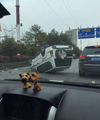 ���������ѱ��ϣ�������·������ײ�̻����ϣ����ע�ⰲȫ