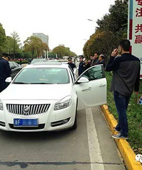 �������⳵˾������򳵣����������Ʊ����٣�����