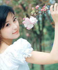 知道你也会逛19楼 我配不上你选择默默爱你