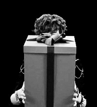 认识7天的相亲女让我送她裙子 我该怎么拒绝