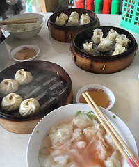 �������Ͻֵ�һ��С������