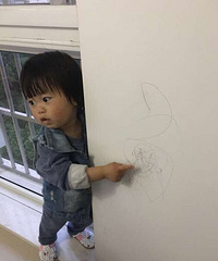 ̾�˸��� ��һ��ǽ������