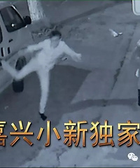 ����С���µ��ֳ��� ����ǿ��Ů���Ʊ� ����Աߵĳ���������