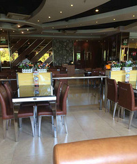 �ڠ��ڵ�������ţ�� ����Ա��̬�������������ˣ�