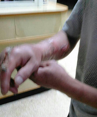 ���������ϰ࿪С�� һ��������ֱ��ϰٶȽ�ˮ�̵�Ƥ������