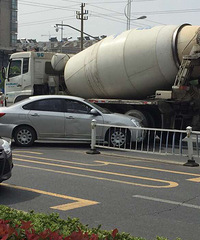 һ���籯���ˣ�С�γ��Լ������۹޳�����ȥ�ˡ���