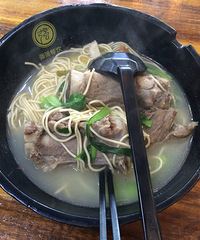 ����������Ұ�ǿ��� Ͳ�����ʵ�ڣ�