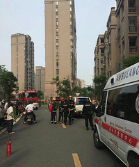 �龪һ��������ĳС��һ����Ũ������ ������������˯����