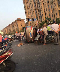 ����ͷ���ϡ����ٶȲ���һ��Ŀ�Ŷ�����Ӷ���Ȧ��