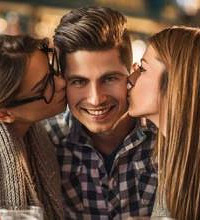 ���Ѻ;ư��н������껳�� �ɶԷ���Ȼ������