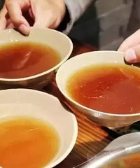 ������Ǽ�ÿ���˱����Ļ���꣬�ָ���������Ÿ���������