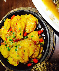 ������С���������ʳ��ͼ�������¯С�ݵ�һ��