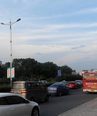 ����Ħ��������˫������������ĳ��� �ǻ���������ȥ��