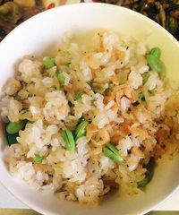 来碗虾皮毛豆炒饭
